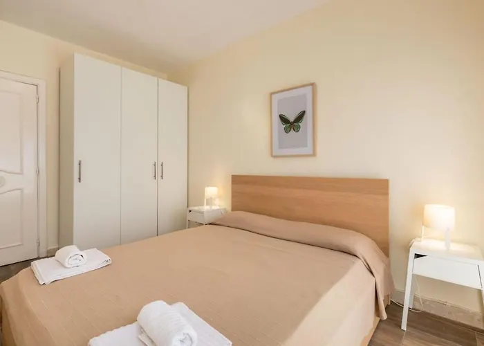 Sea View Retreat 2 Apartament *