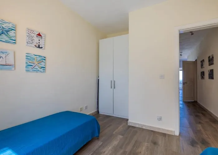 Sea View Retreat 2 * San Ġiljan