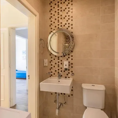 Sea View Retreat 2 * سانت جوليان