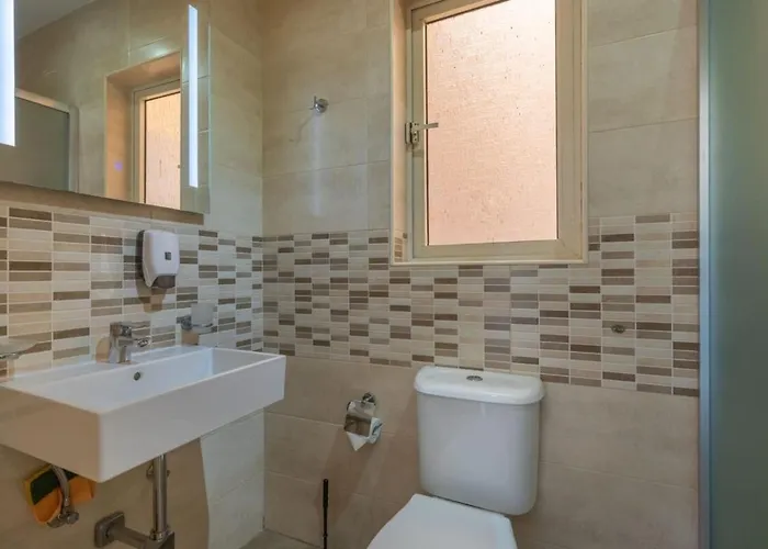 Sea View Retreat 2 سانت جوليان