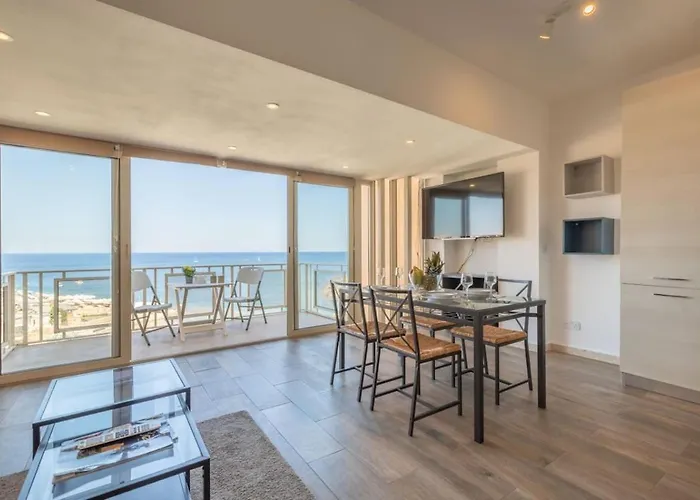 Sea View Retreat 2 شقة سانت جوليان