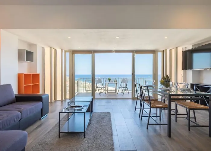 Sea View Retreat 2 شقة