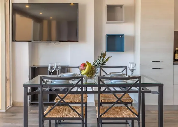 Sea View Retreat 2 شقة *